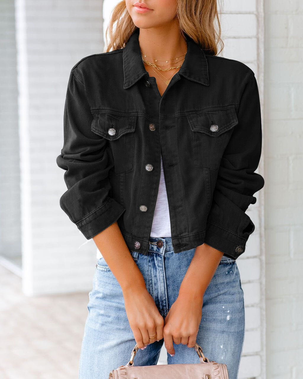 Jaqueta Jeans Feminina em Cores Vibrantes – Versatilidade e Estilo para Todas as Estações FEMININO - VESTUÁRIO - JAQUETA JEANS Dm Stores Preto P