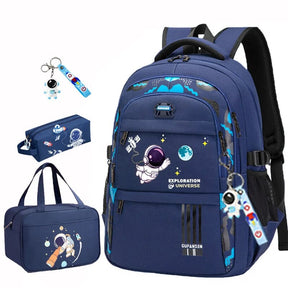 Kit Mochila Escolar Astronauta Ortopédica com Lancheira e Estojo Infantil (Kit Escolar 3) Dm Stores 